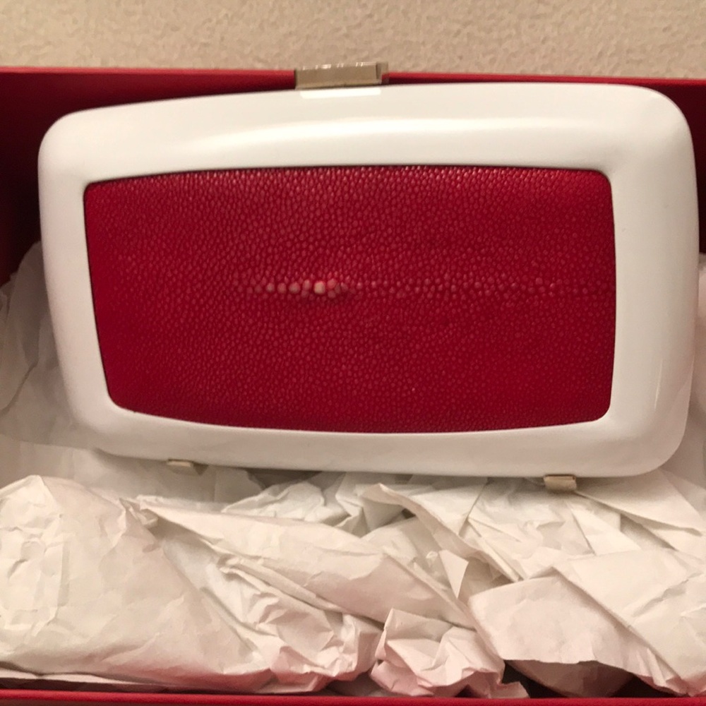 Roger Vivier Stingray Clutch